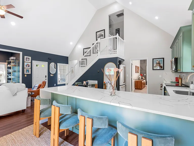 3 Deering St — Photo 23