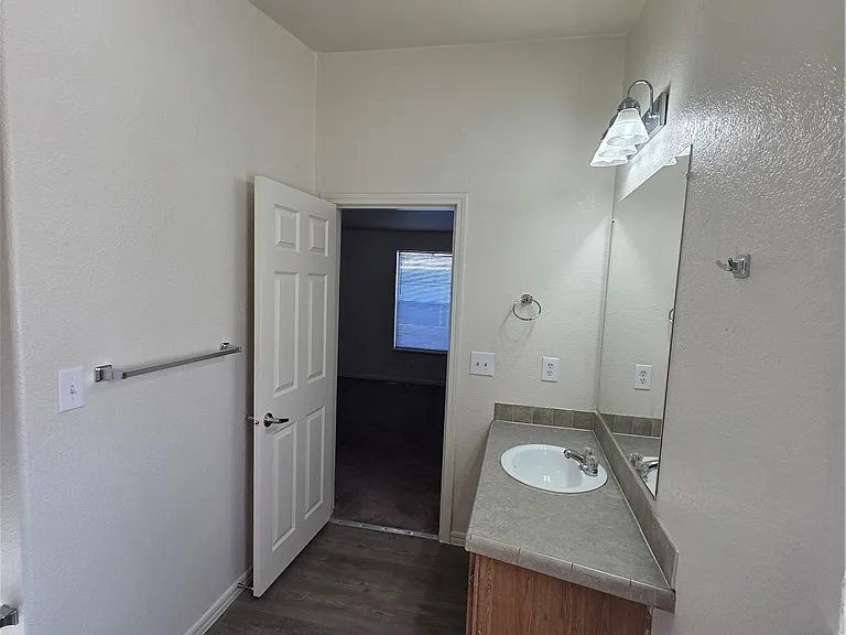 3560 Estes Park Dr — Photo 38