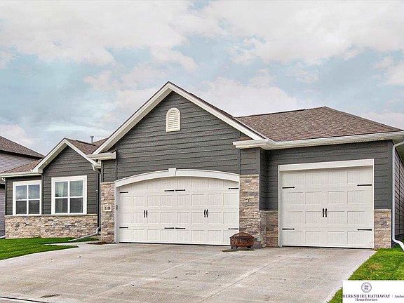 4th image of 5108 N 209th Ave