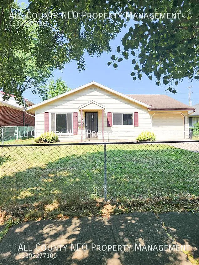 Move in ready 4 BR home - Apply today before it is gone! — Photo 3
