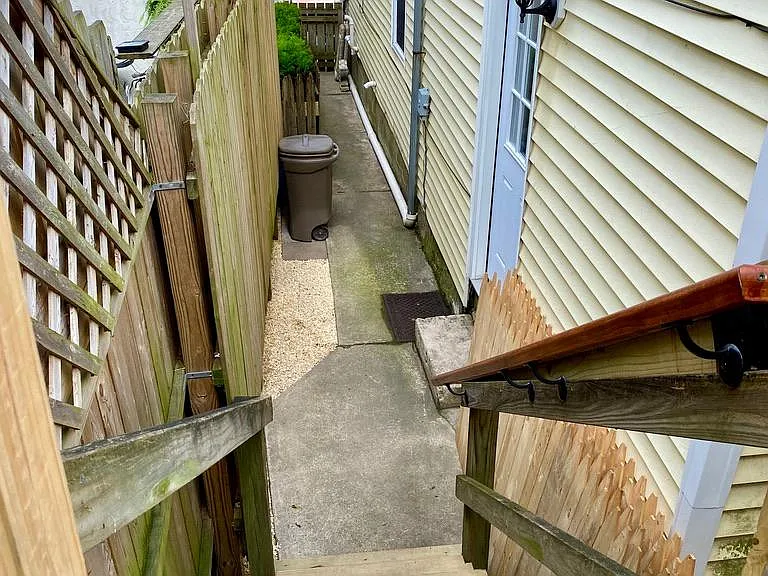 133 S 5th St — Photo 35