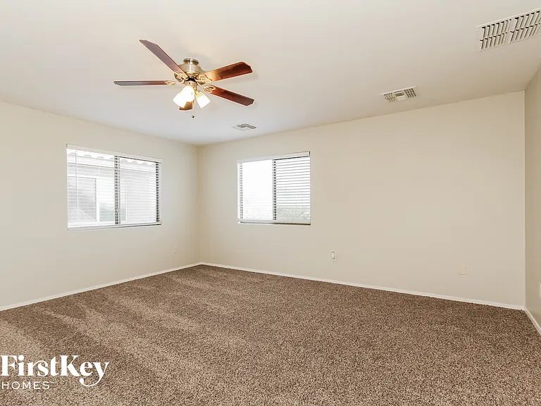 8423 S Egyptian Dr — Photo 7
