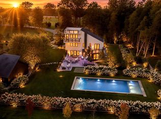 7 Picnic Grove Rd, Frenchtown, NJ 08825