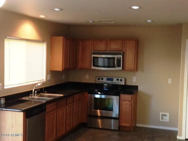 6446 W Constance Way — Photo 2