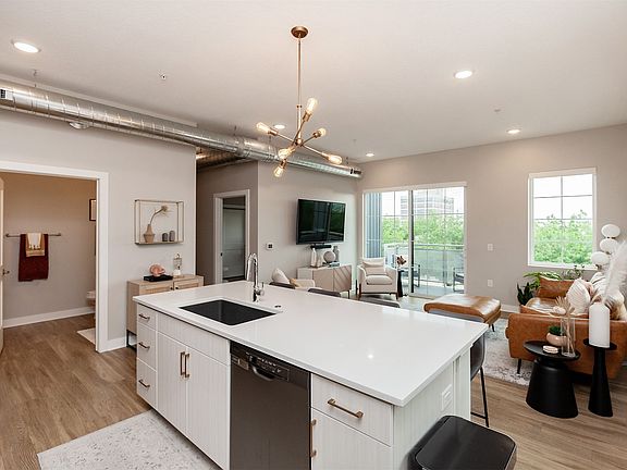 3rd image of 400 SW 7th St #301