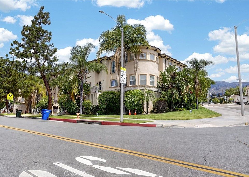 1st image of 2307 Miravista Ave #103