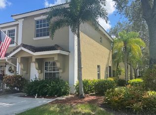12122 SW 2nd St, Hollywood, FL 33025