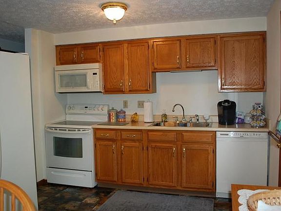 3rd image of 7757 Kiowa Way