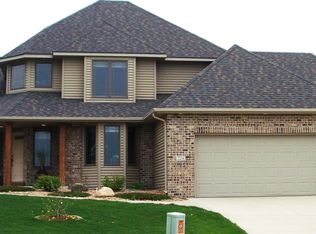 224 Bridgeview Ln SE, Rochester, MN 55904