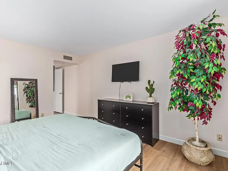 7401 N Scottsdale Rd #20 — Photo 9
