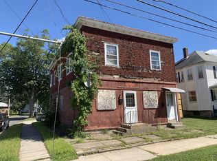 113 Wheatland Ave, Chicopee, MA 01020