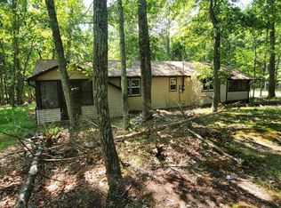 5839 Cottontail Ln, East Stroudsburg, PA 18302