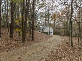 1633 Old County Farm Rd, Dallas, GA 30132