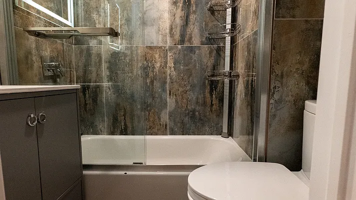 Rented by ISRAEL A Burns, LREB | media 31