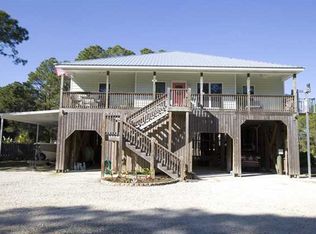 201 Chenault Ave, Dauphin Island, AL 36528