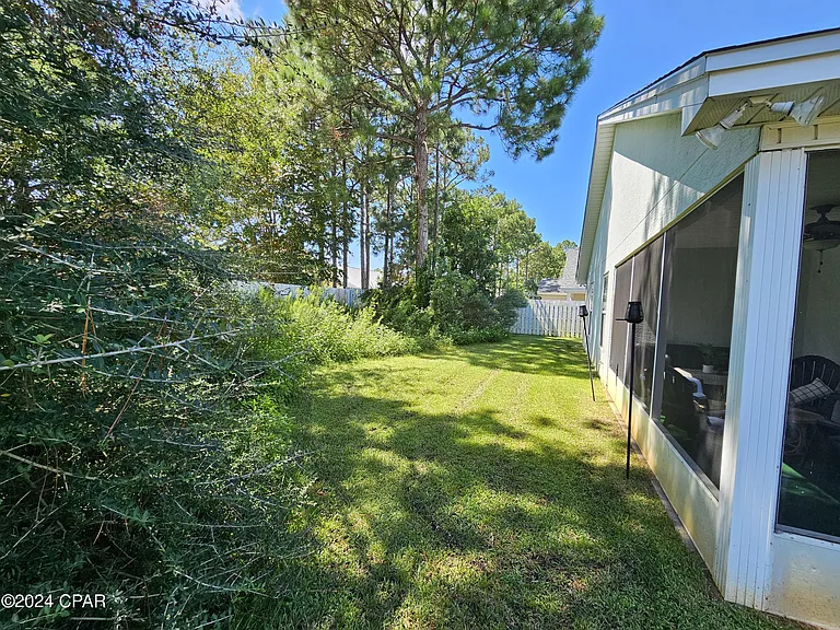 203 Brunswick Blvd — Photo 20