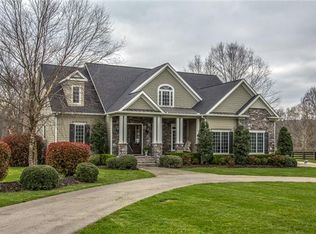 6709 Fountain Grass Ln, College Grove, TN 37046