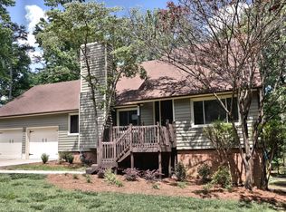 201 Woodleigh Dr, Gastonia, NC 28056