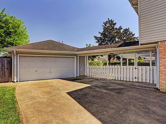 5th image of 15027 Seahorse Dr