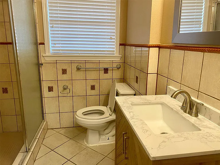 7868 Broadview Dr — Photo 16