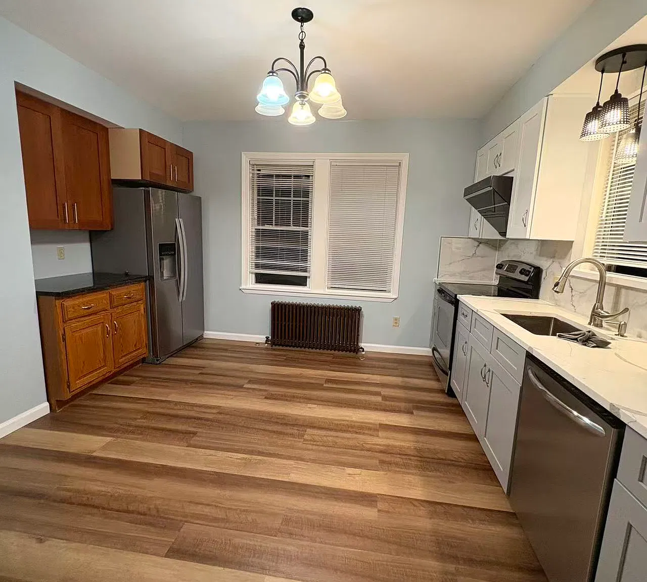 6 bed, 3926 sqft, $2,100 — Photo 4