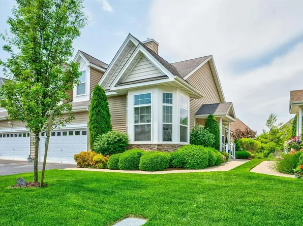 177 Pebble Beach Road #177, Medford, NY 11763