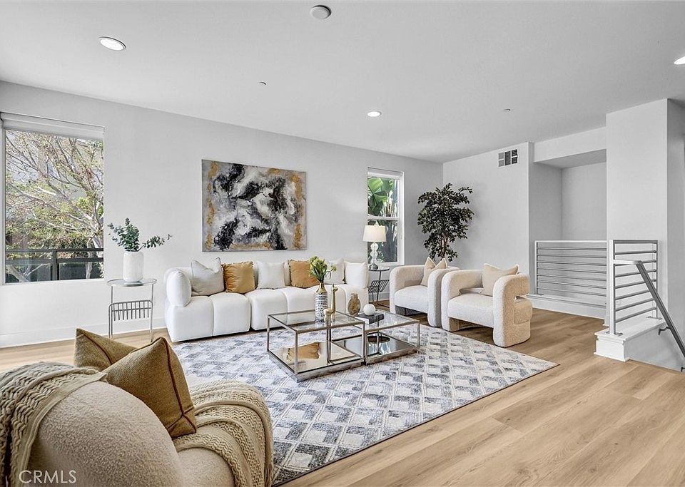 1st image of 600 Rockefeller