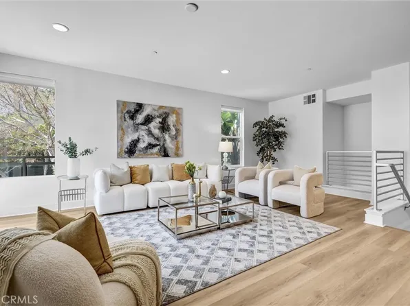 600 Rockefeller, Irvine, CA 92612