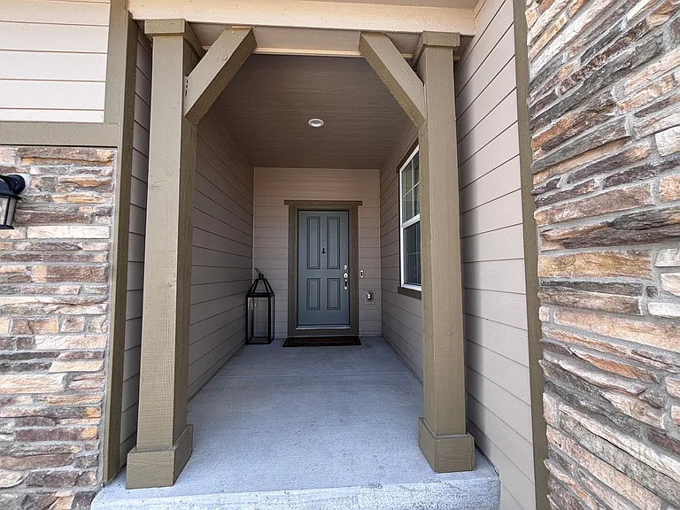 9377 Mayflower Gulch Way — Photo 2