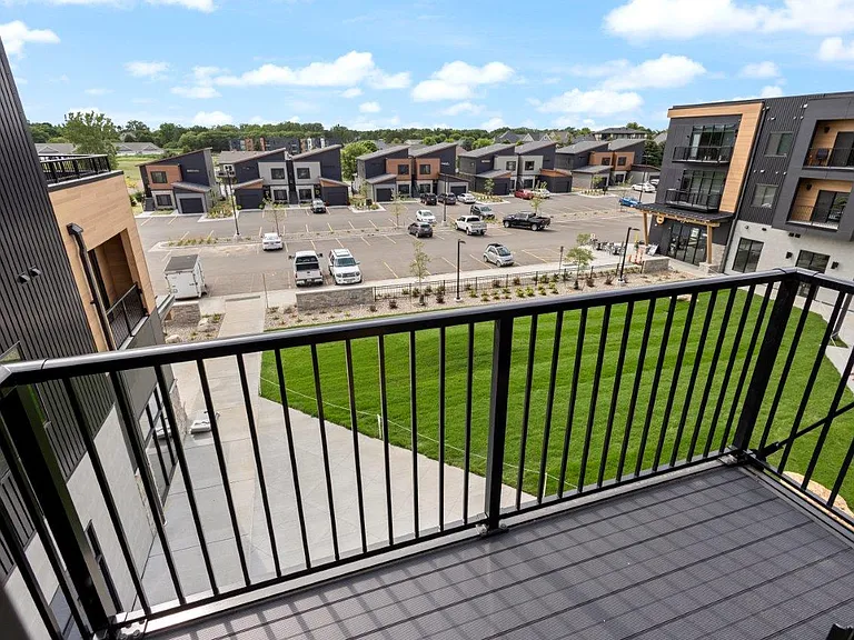 Apartments @ Trails Head — Photo 37