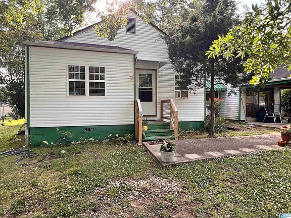 3rd image of 546 Charleston Dr