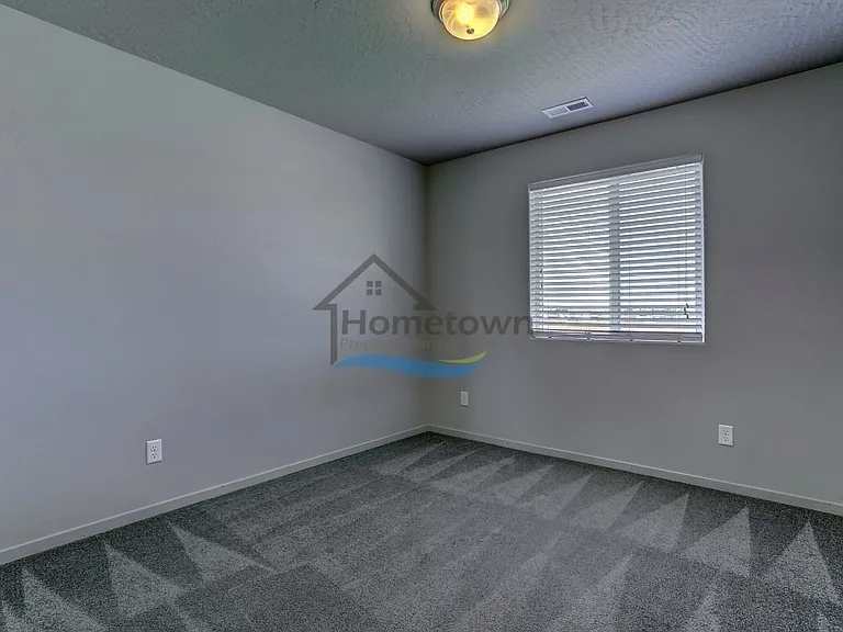 1847 N Clark Fork Pkwy — Photo 22