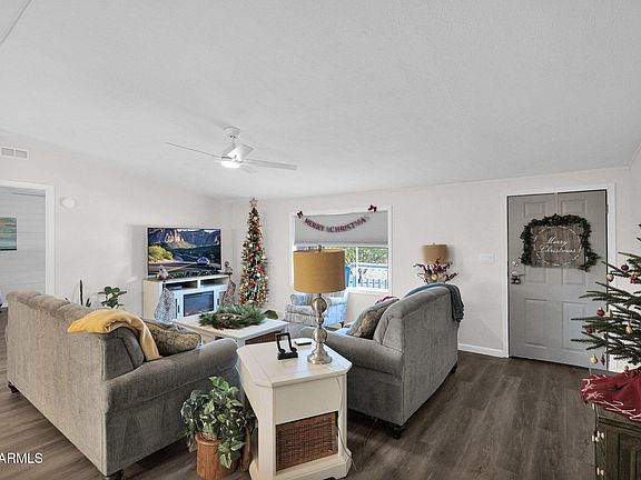 3rd image of 25807 S 195TH Street