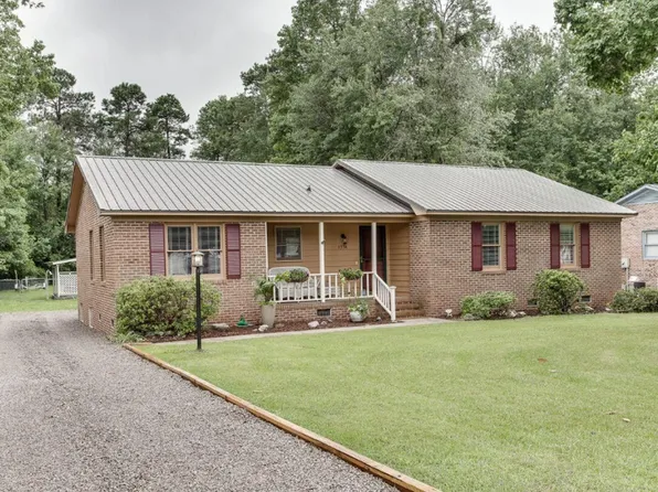 5334 Ridgewood Heights Dr, Wilmington, NC 28403