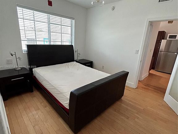 3rd image of 1045 Lenox Ave APT 11