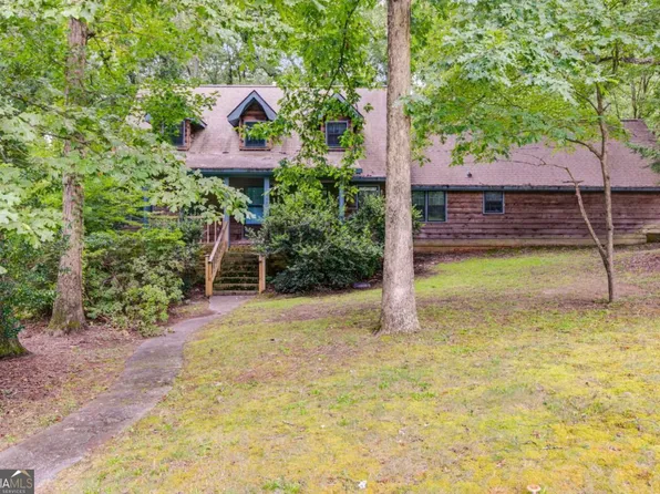 5471 S Lake Dr, Douglasville, GA 30135