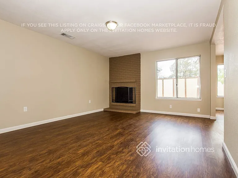 375 Notre Dame Dr — Photo 5