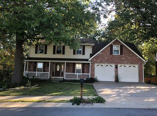 3103 Lakeview Cir, Leavenworth, KS 66048
