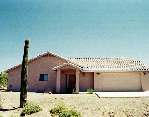 1st image of 310 E WHITLEY Street