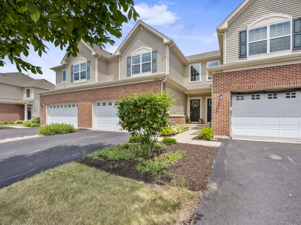 15060 W Quincy Cir, Manhattan, IL 60442