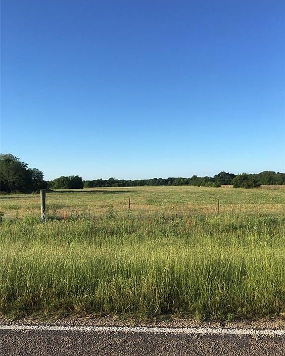 2nd image of 2677 W Fm 898