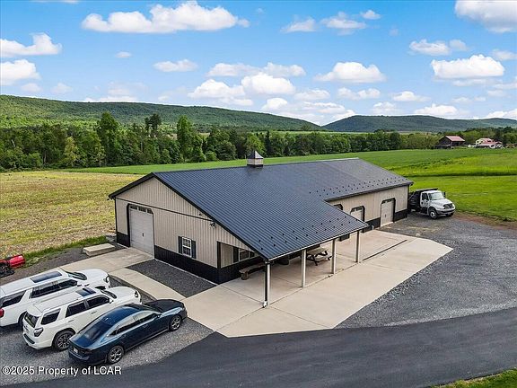3rd image of 1174 Cedar Head Rd