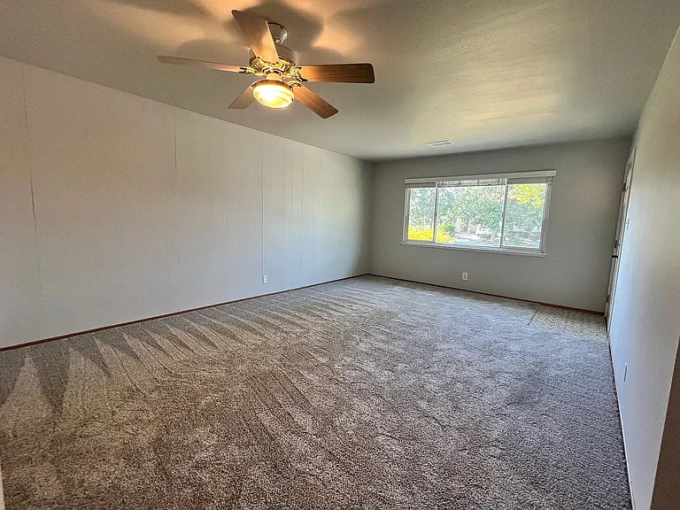 6610 Canterbury Ct — Photo 9