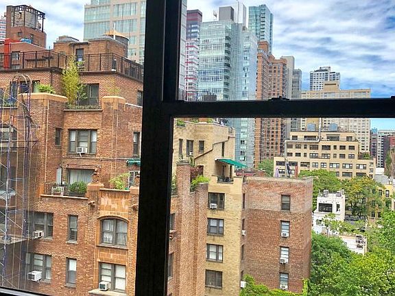 2nd image of 333 E 49th St APT 10b