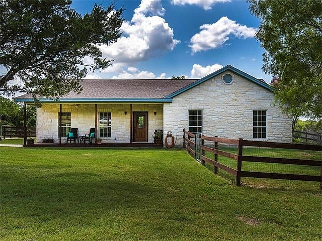 Welcome home to country living with all of the city conveniences.