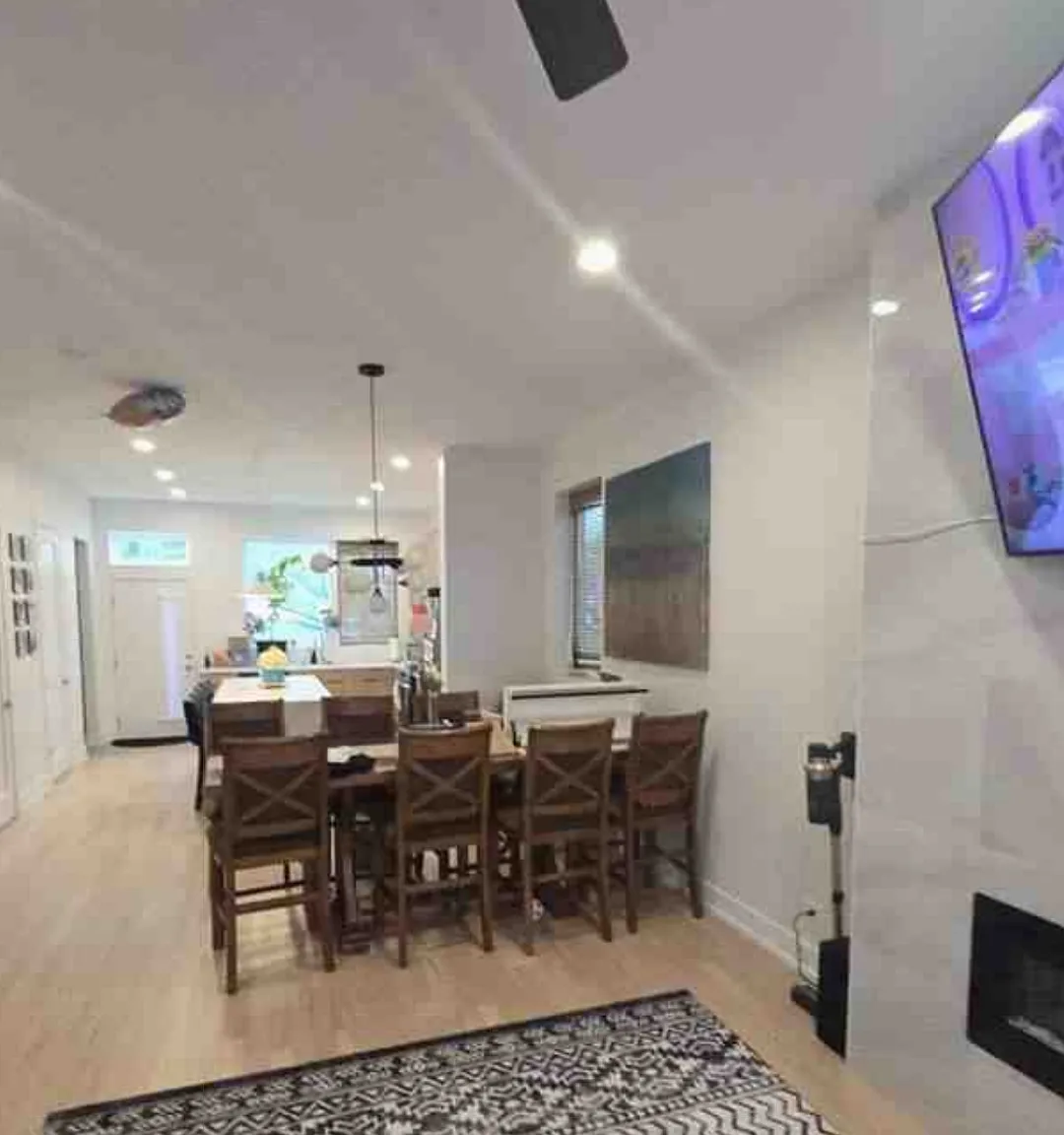 6457 S Rhodes Ave — Photo 3