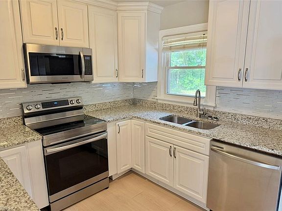 5th image of 2713 Saint Mihiel Ave