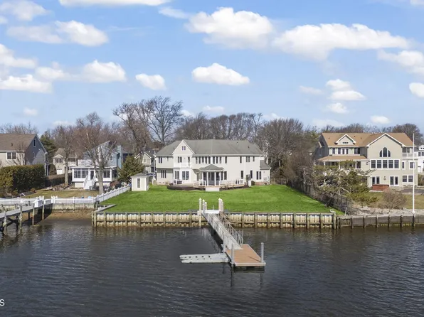 66 Seneca Place, Oceanport, NJ 07757