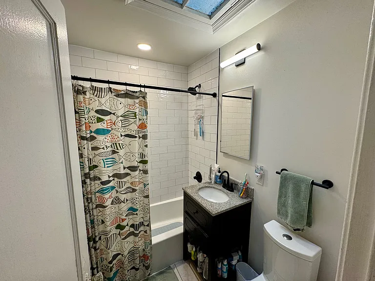 3446 Brown St NW — Photo 8