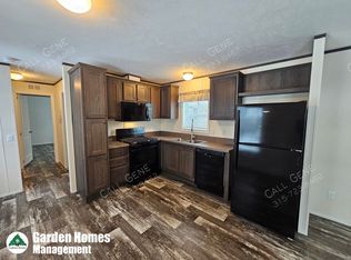 247 Blossom Ln, Utica, NY 13502